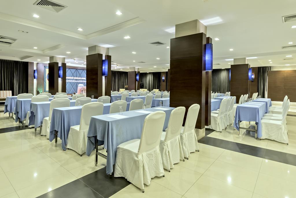 Navarat Heritage Hotel Kamphaeng Phet Exterior foto